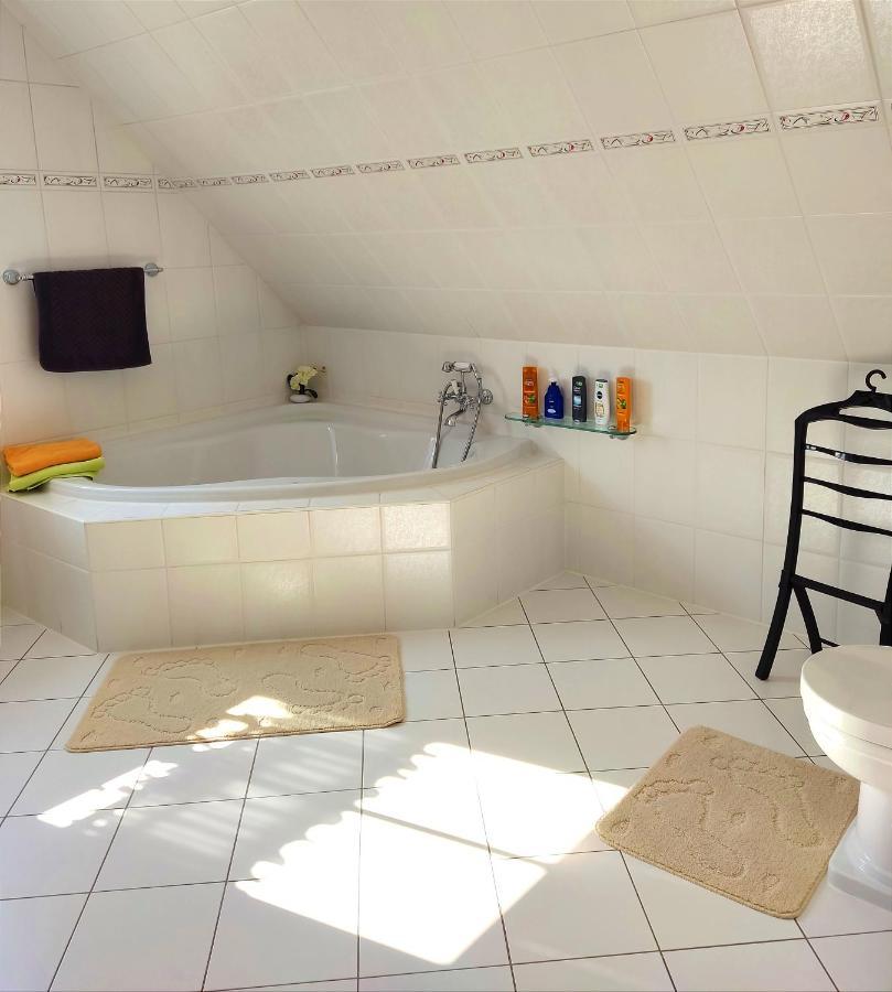 Ferienwohnung Nahe Der Ostsee Steinhagen  エクステリア 写真